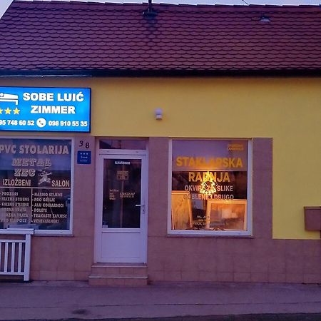 Soba Luic Zupanja Exterior foto